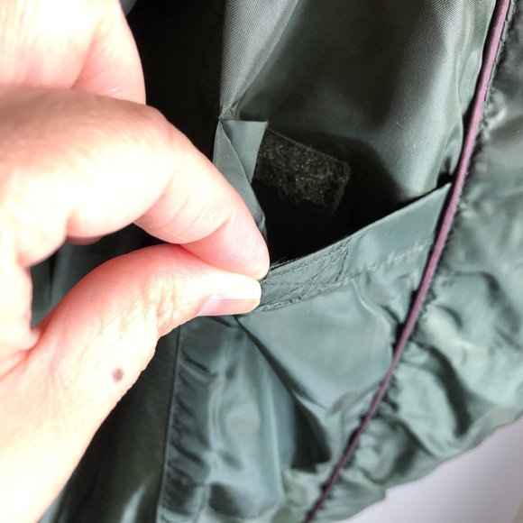 Larry Levine Women ‘s Faux Fur Hood Coat Small - Picture 6 of 8